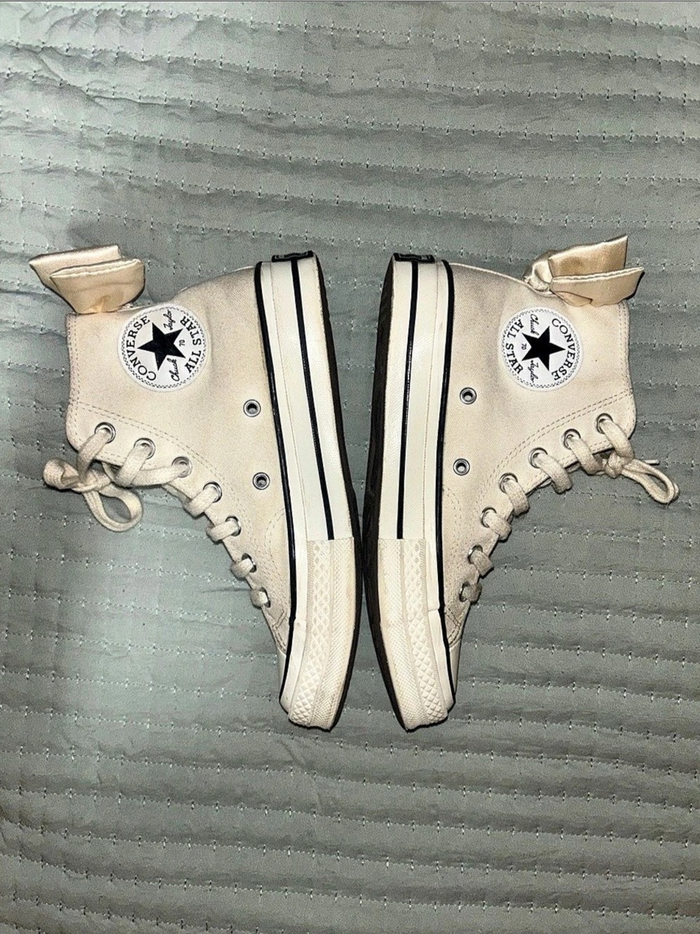 Converse Chuck Taylor All-Star Bow Back High Top Sneaker - Cream Egret - W6.5